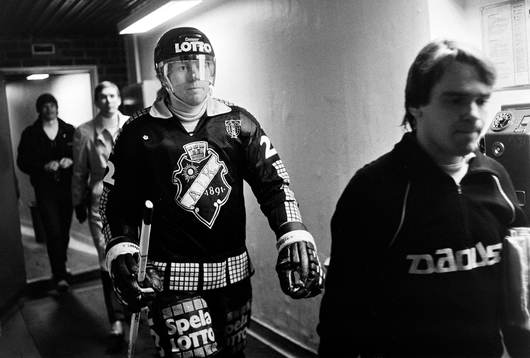 Leif R Carlsson, AIK på väg in på isen
