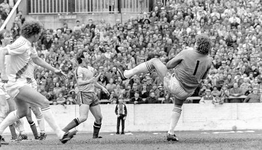 Crystal Palace goalkeeper Paul Barron grabs the ball