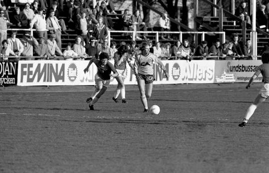 Fotboll, dam,  Sverige - Italien