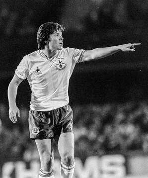 Ipswich - Tottenham: Tottenhams Steve Perryman