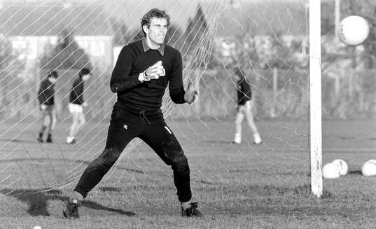Goalkeeper Jan Möller at a training session