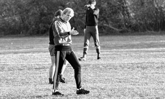 Manager Bob Houghton
