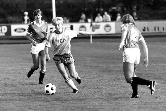 Helen Johansson, Sverige