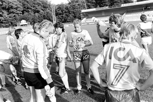 Pia Sundhage och Sverige deppar