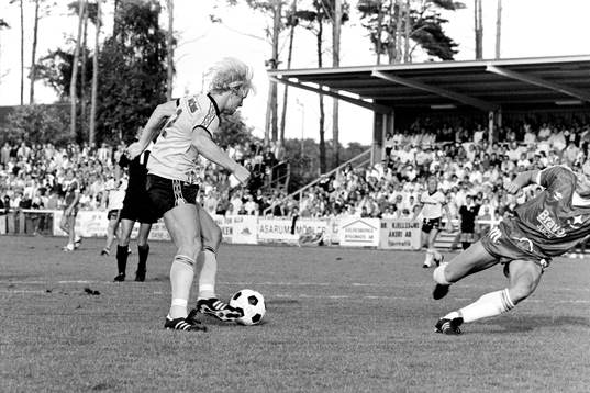 Lennart Weidenstolpe, Mjällby med bollen