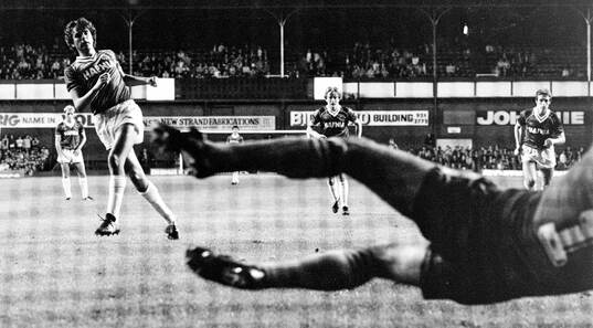 Evertons Grame Sharp scoring
