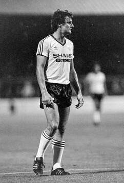 Nottingham Forest - Manchester United: Kevin Moran of