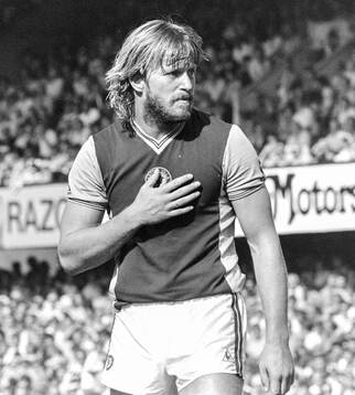 Southampton - Aston Villa: Aston Villas David Geddis