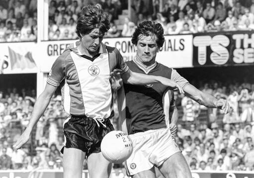 Southampton - Aston Villa:  Southamptons Steve Williams
