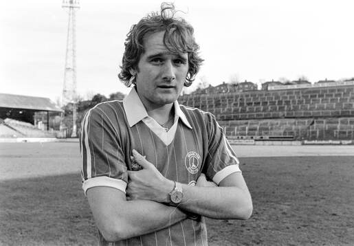 Bläddra bland fler bilder av Football, Allan Simonsen, Charlton