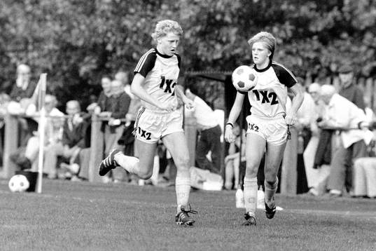 Ann-Christin Lindquist och Birgitte Ericsson, Öxabäck