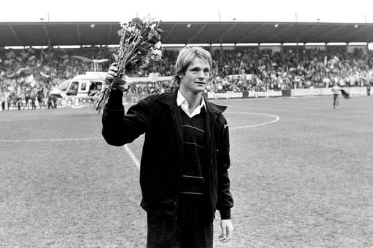Torbjörn Nilsson hyllades med blommor