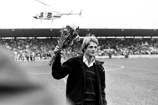 Torbjörn Nilsson hyllades med blommor