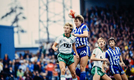 Hammarbys Peter Gerhardsson i nickduell mot Göteborgs