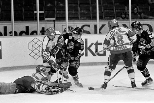 Leif Holmgren, AIK oroar Göran Högosta, målvakt i