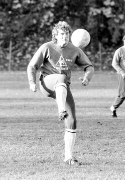 Football, Division One, England, Tottenham, Training