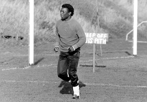 Football, Division One, England, Tottenham, Training