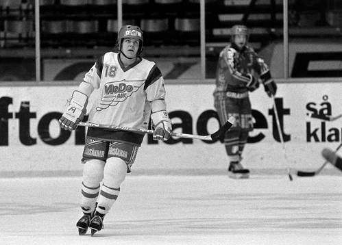 Lars Nyberg, Modo
