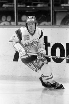 Lars Nyberg, Modo