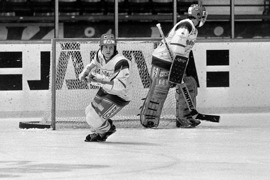 Lars Nyberg, Modo