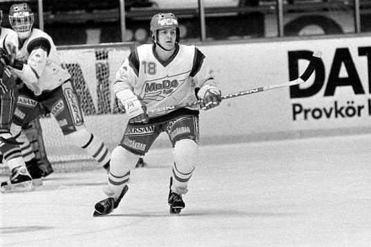 Lars Nyberg, Modo