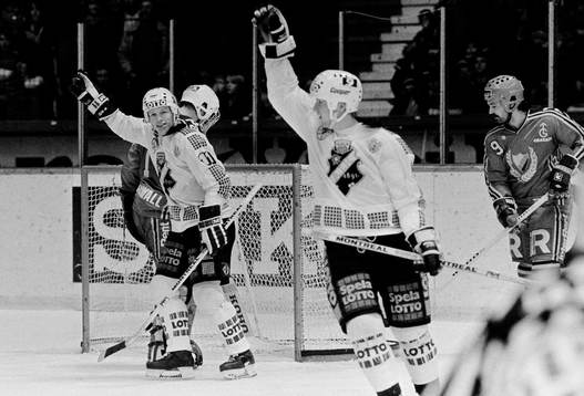 Peter Gradin, och Mats Hessel, AIK jublar