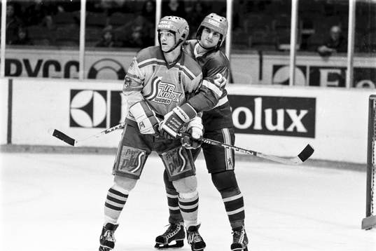 Peter Sundström, Sverige och Peter Slanina, Tjeckoslovakien