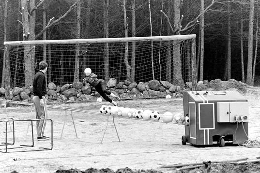 Fotboll, Träning, Bollkanon