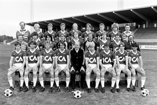 Lagbild, lag. Bakre raden fr. v:  Ledare, Roger Johansson,