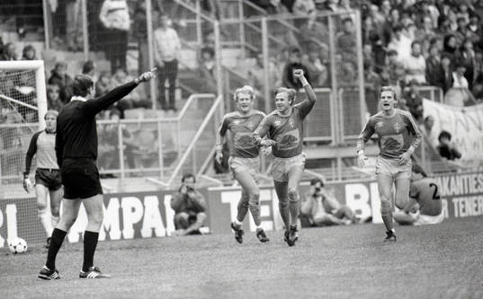 Håkan Sandberg, Dan Corneliusson och Ulf Eriksson, jubel,