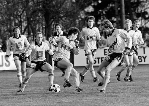 Sven-Bertil Andersson, Mjällby och Peter Friberg, Häcken