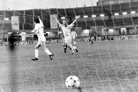 Juanito, Real Madrid kvitterar till 1-1 på straff