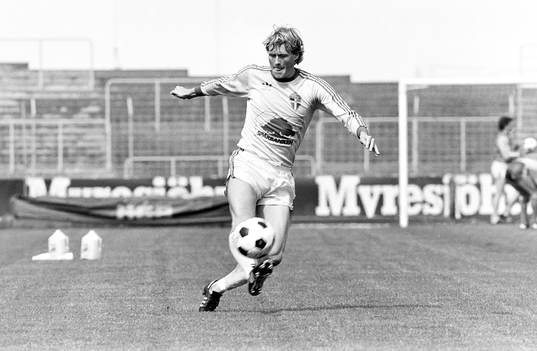 Bläddra bland fler bilder av Fotboll, Sverige, Träning