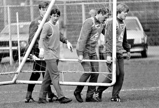 Sören Lerby, Johan Cruyff och Leo van Veen