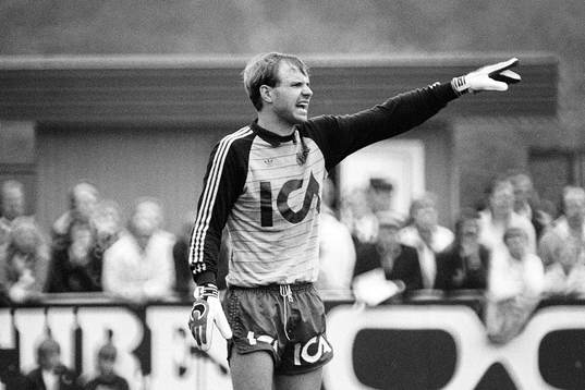 Thomas Ravelli, målvakt, Öster