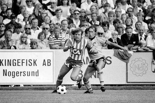 Göteborg Roland Nilsson och mjällbys Jörgen Nylander i