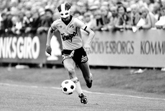 Lennart Johansson, Mjällby med bollen