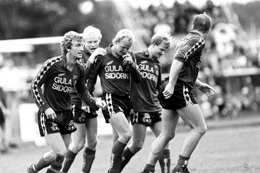 Roger Bergström, Elfsborg gratulerar Thomas Ahlström