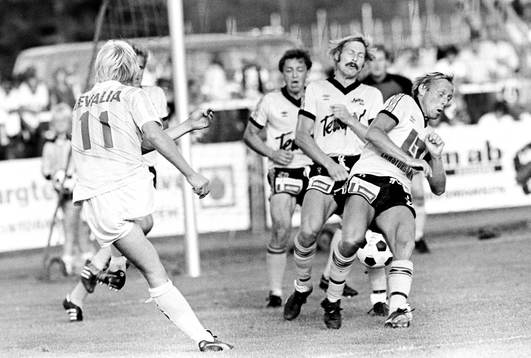 Peter Bergqvist, Gefle i skottagen framför Sven-Bertil