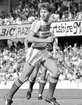 Football, Division One, England, Southampton - Queens Park