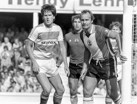Football, Division One, England, Southampton - Queens Park