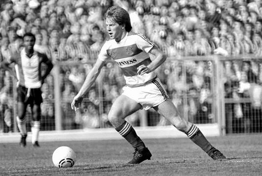 Football, Division One, England, Southampton - Queens Park
