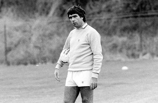 Coventrys manager Bobby Gould