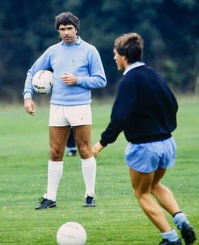 Coventrys manager Bobby Gould