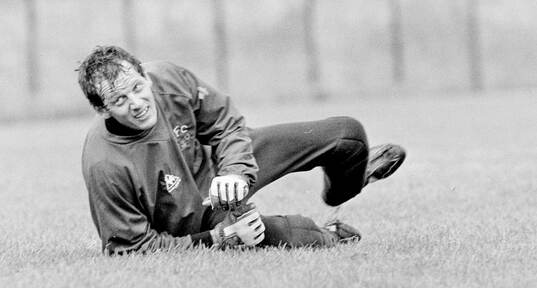 Goalkeeper Jim Arnold of Everton