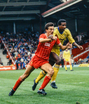 Liverpool - Nottingham Forest: Liverpools Ian Rush against