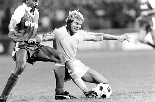 Yasuhiko Okudera, Bremen stoppar Thomas Sunesson, Malmö