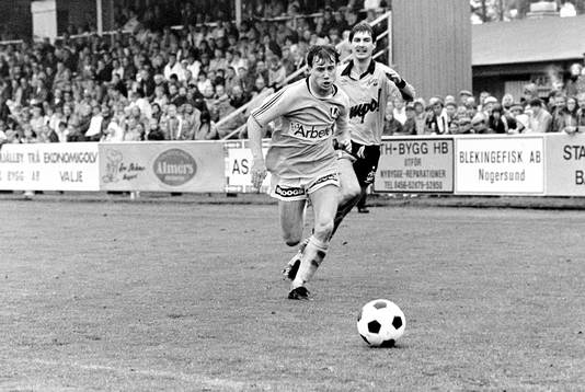 Ingemar Erlandsson, Malmö med bollen tar sig förbi