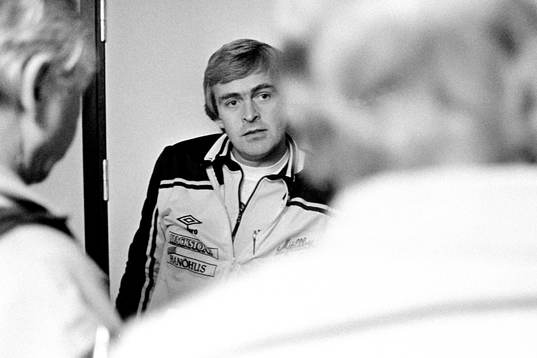 En besviken Göran Bogren, tränare i Mjällby