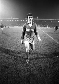 Glenn Hysén, Proffsdebut, PSV Eindhoven